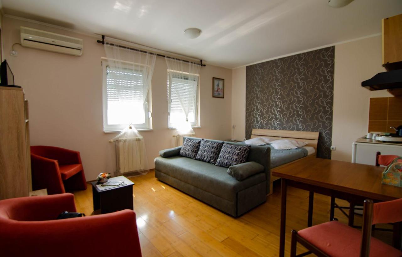 Apartman Ivana Leilighet Subotica Eksteriør bilde